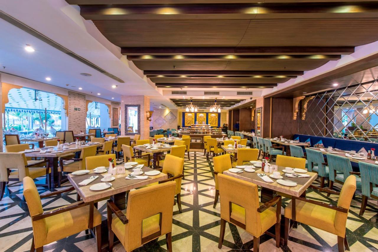 Radisson Blu Udaipur Palace Resort & Spa מראה חיצוני תמונה